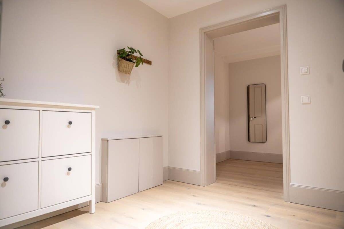 Spacious 3-Bedroom Apartment Near Eilbekpark Hamburg Bagian luar foto