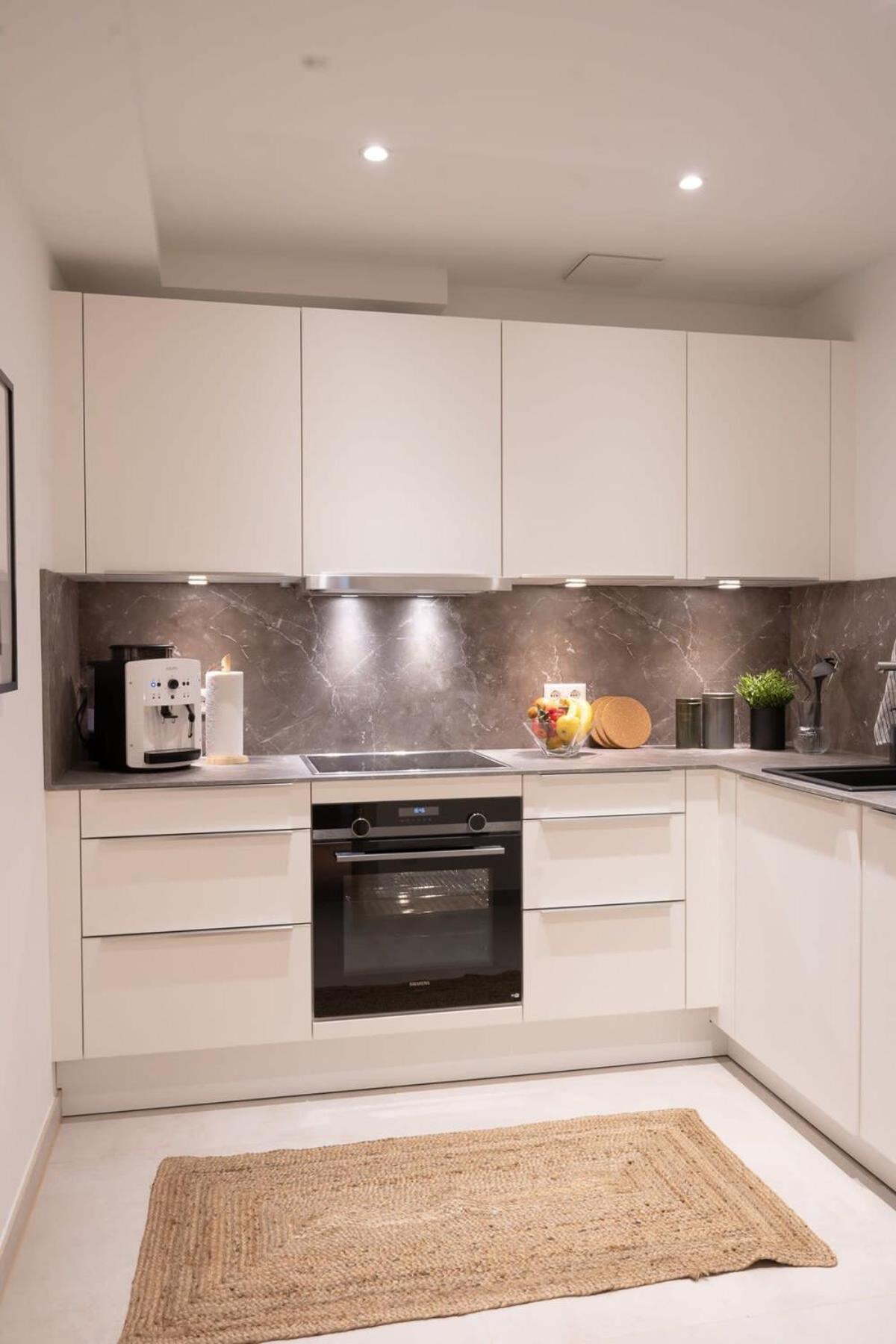 Spacious 3-Bedroom Apartment Near Eilbekpark Hamburg Bagian luar foto
